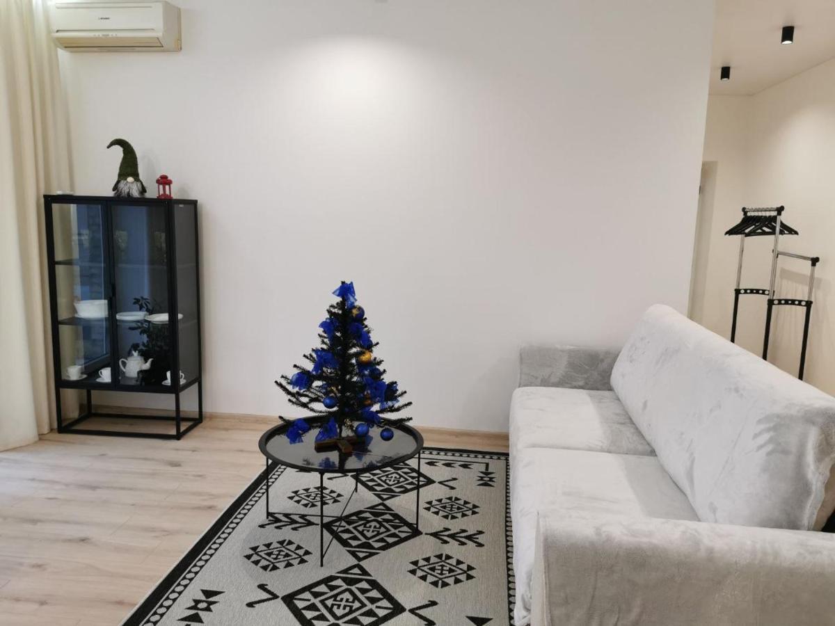 Soborna Apartment 罗夫诺 外观 照片