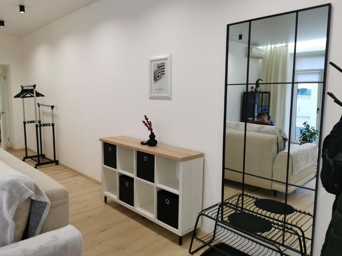 Soborna Apartment 罗夫诺 外观 照片