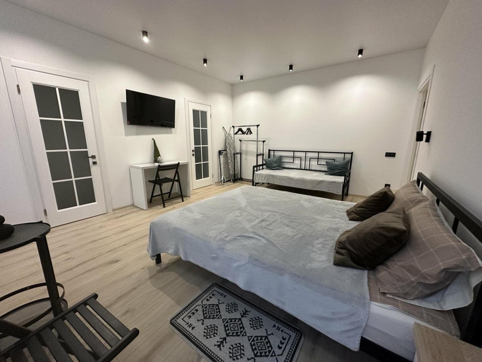Soborna Apartment 罗夫诺 外观 照片