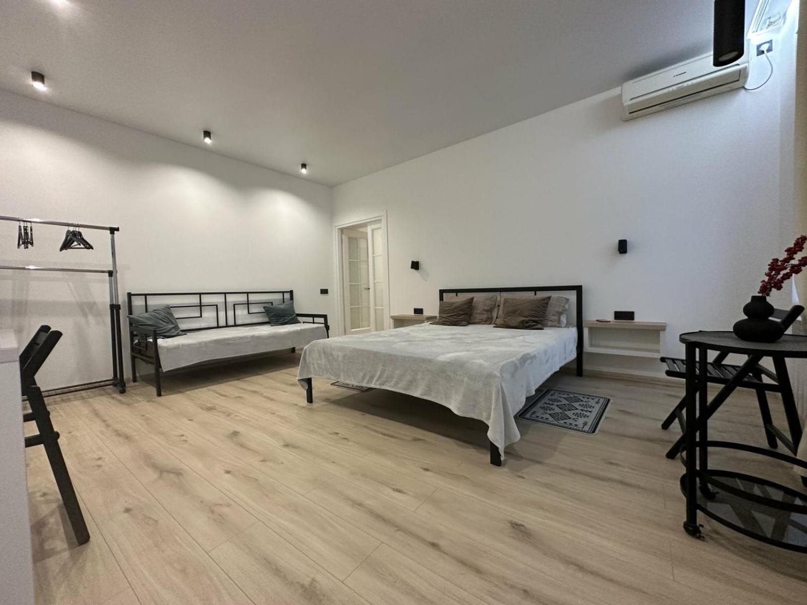 Soborna Apartment 罗夫诺 外观 照片