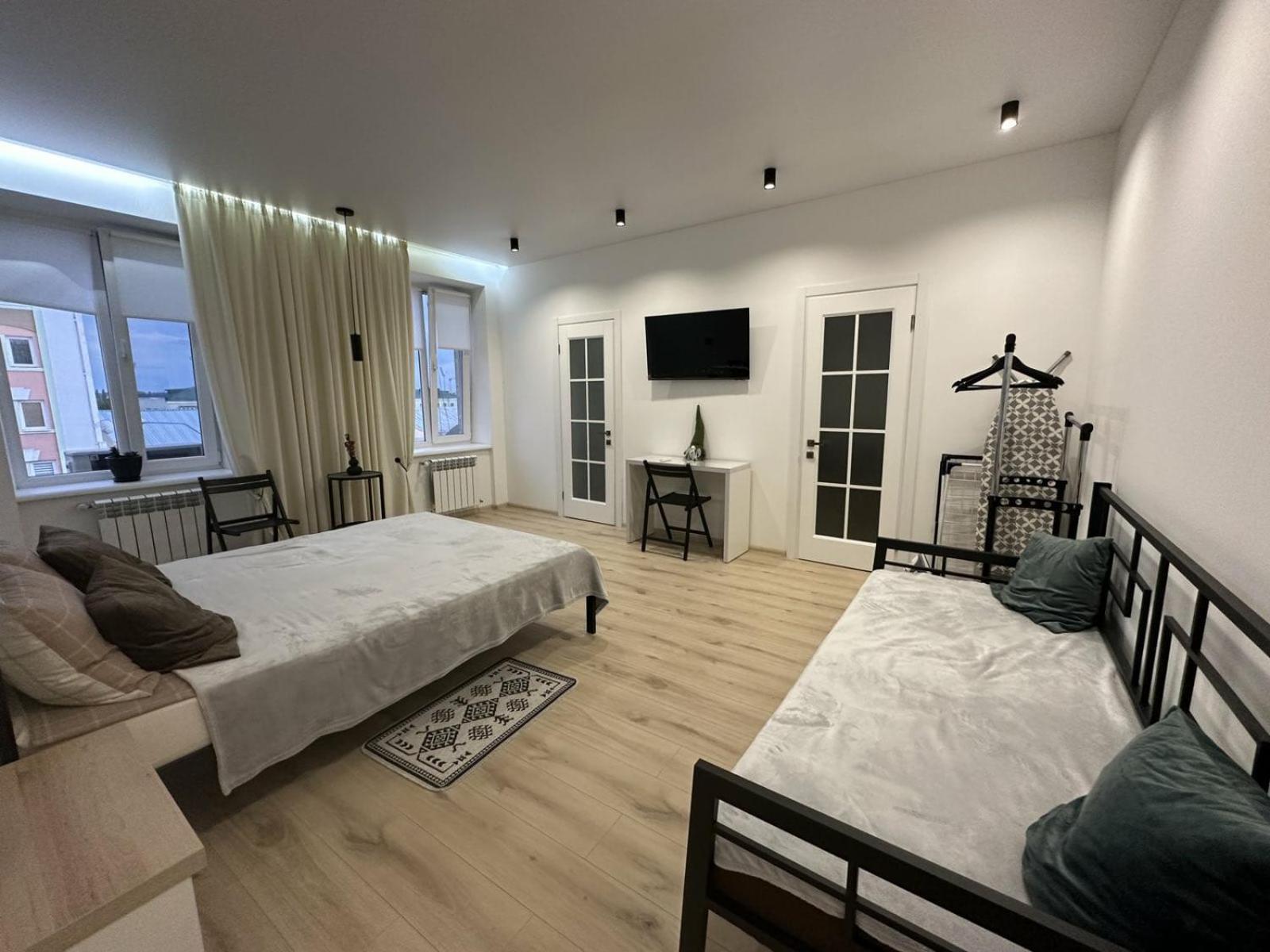 Soborna Apartment 罗夫诺 外观 照片