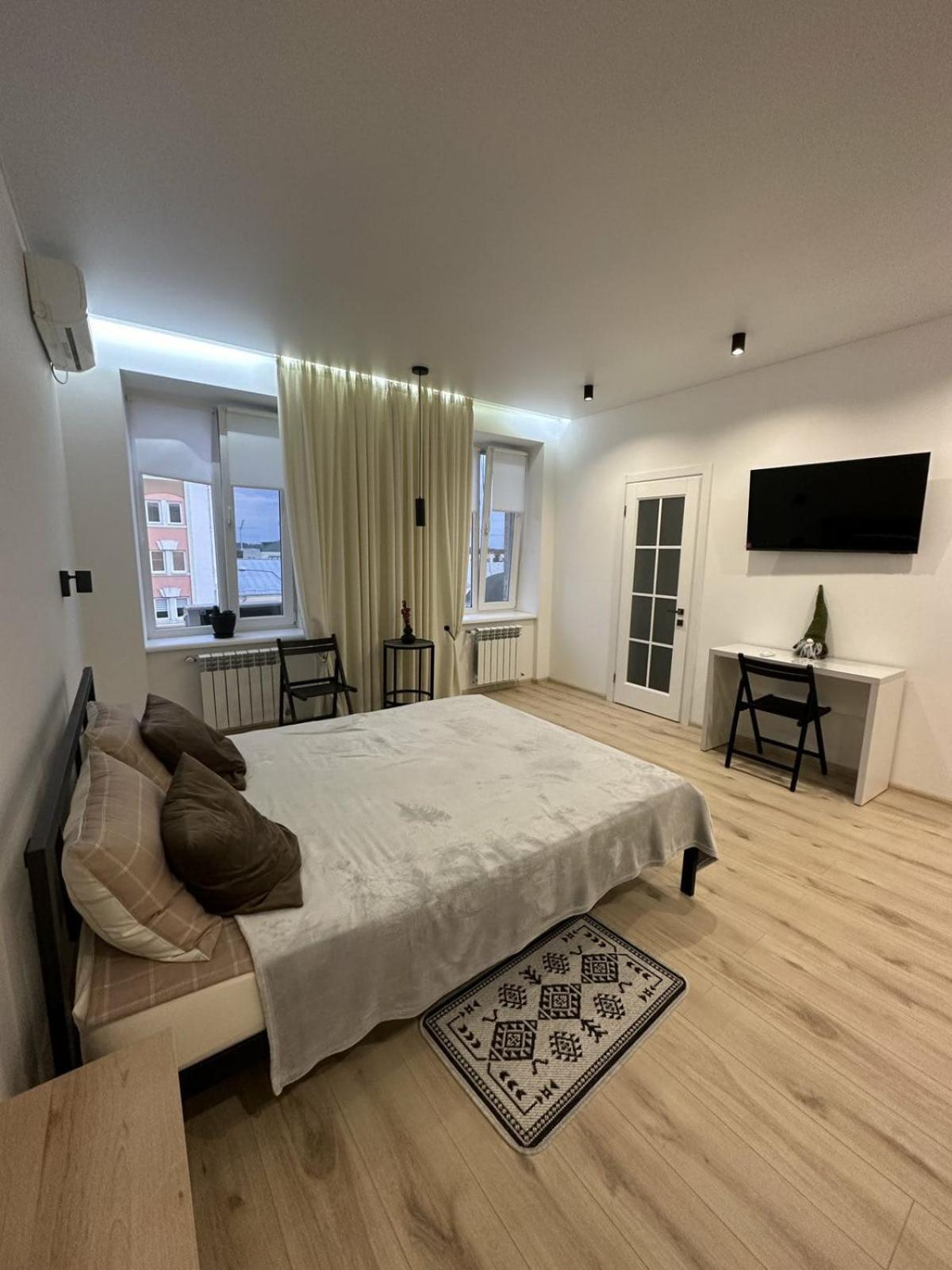 Soborna Apartment 罗夫诺 外观 照片