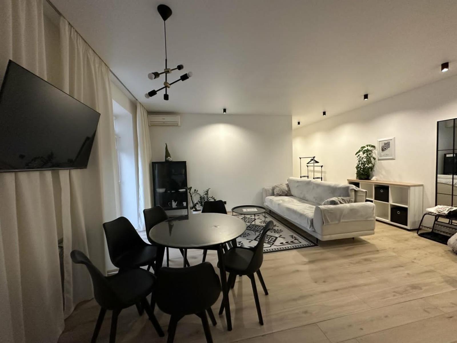 Soborna Apartment 罗夫诺 外观 照片